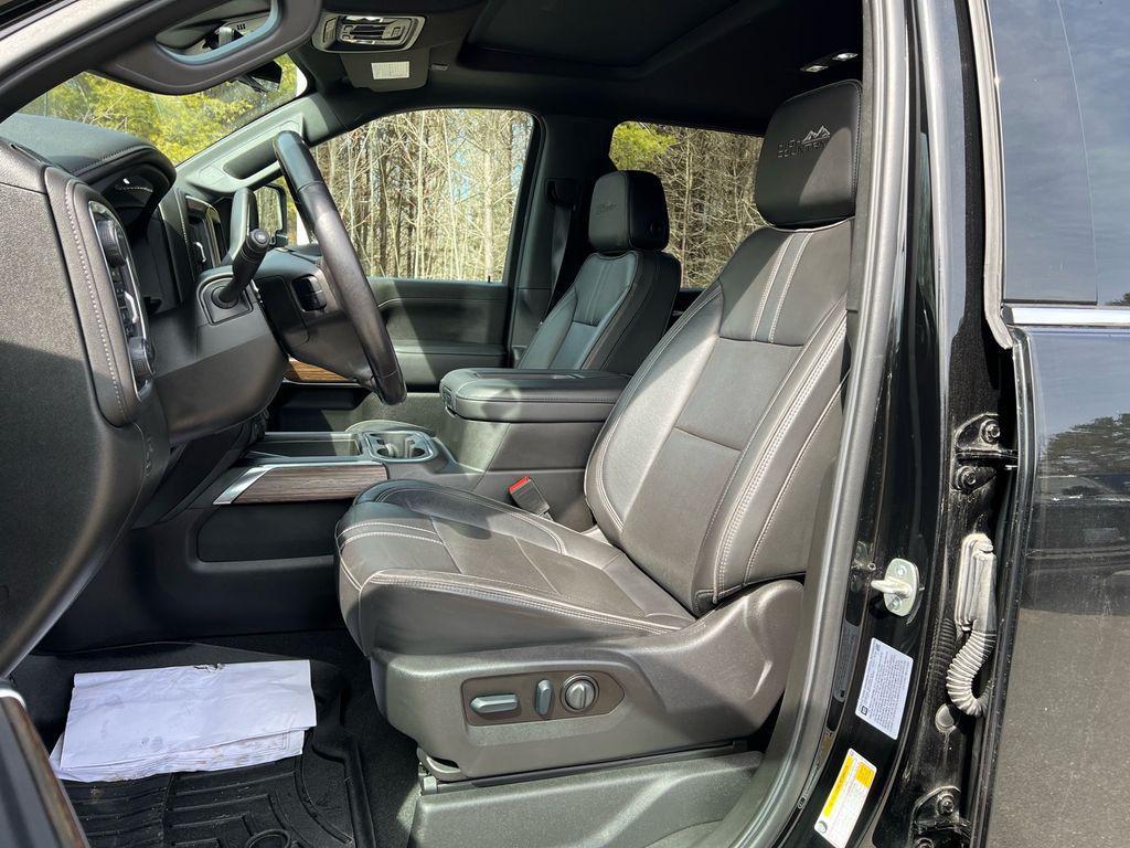 used 2022 Chevrolet Silverado 2500 car, priced at $56,819