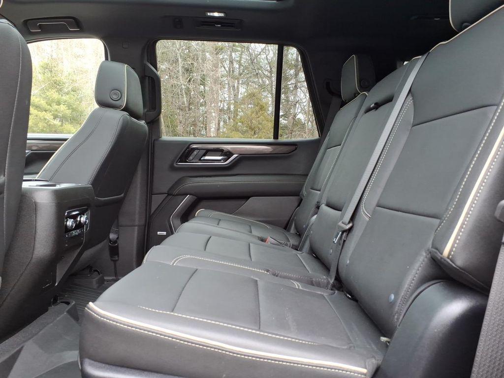 used 2025 GMC Yukon car, priced at $67,908