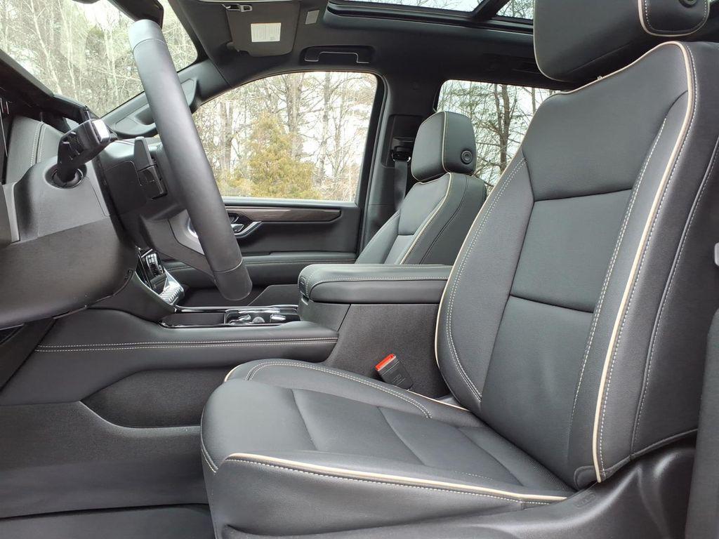 used 2025 GMC Yukon car, priced at $67,908