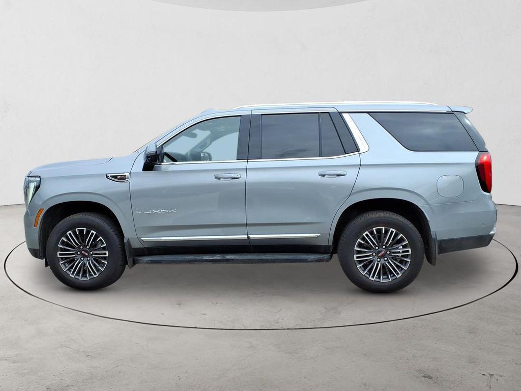 used 2025 GMC Yukon car, priced at $67,908