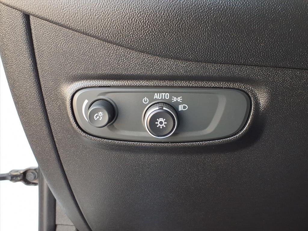 used 2019 Chevrolet Equinox car, priced at $18,311