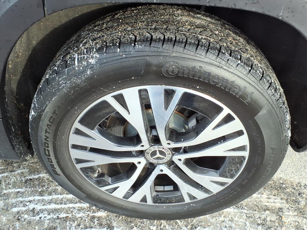 used 2025 Mercedes-Benz GLB 250 car, priced at $38,941