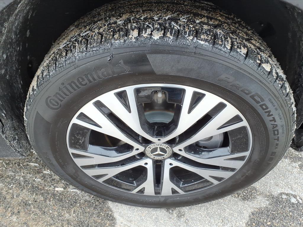 used 2025 Mercedes-Benz GLB 250 car, priced at $38,941