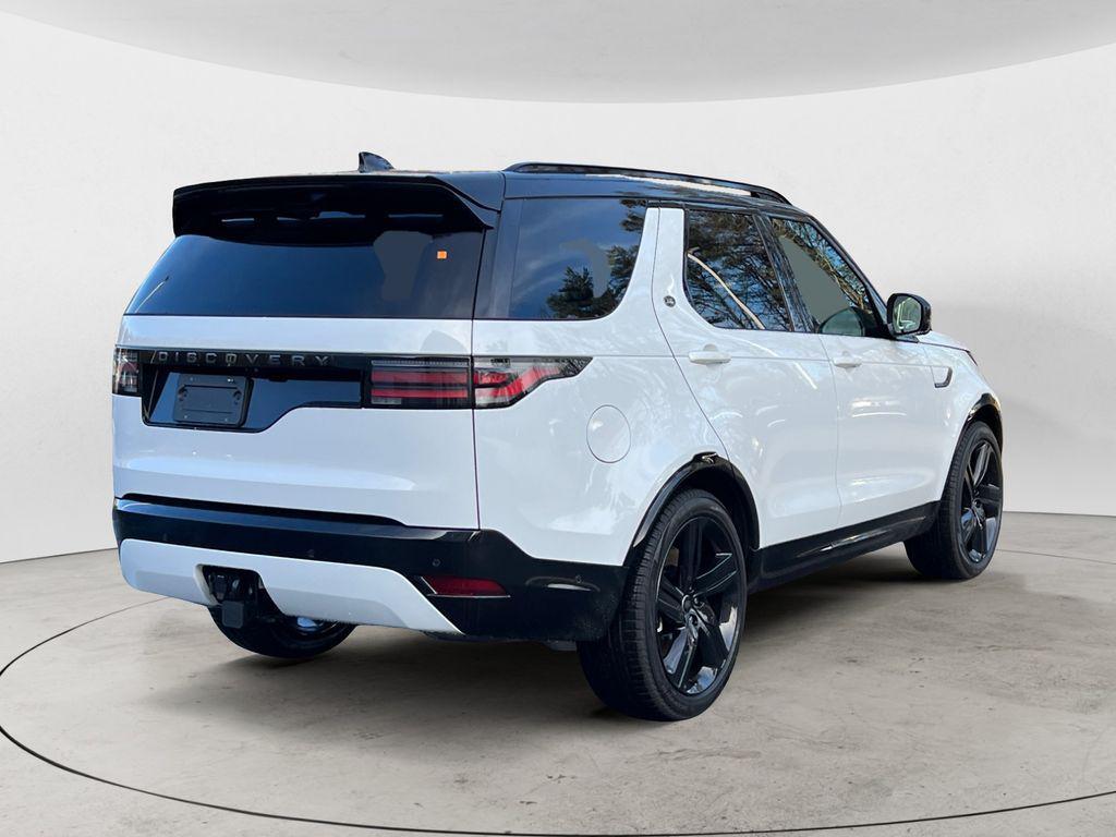 new 2025 Land Rover Discovery car, priced at $79,150