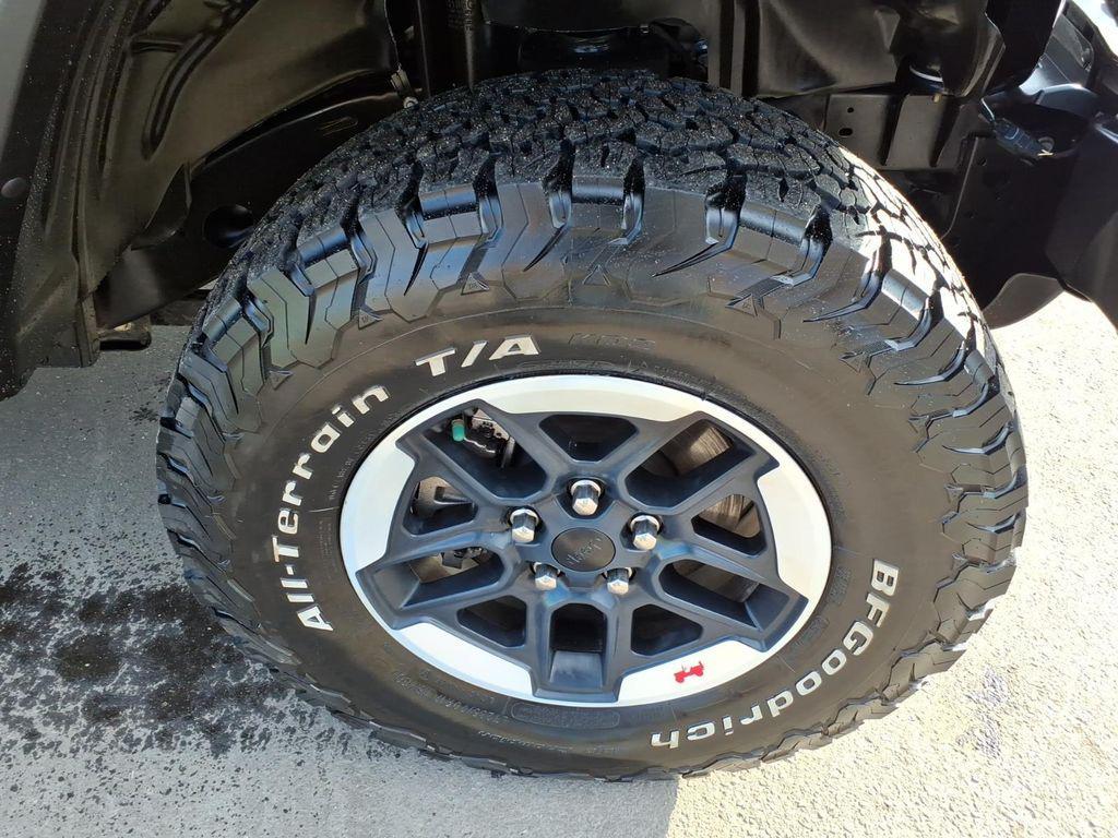 used 2019 Jeep Wrangler Unlimited car, priced at $32,451