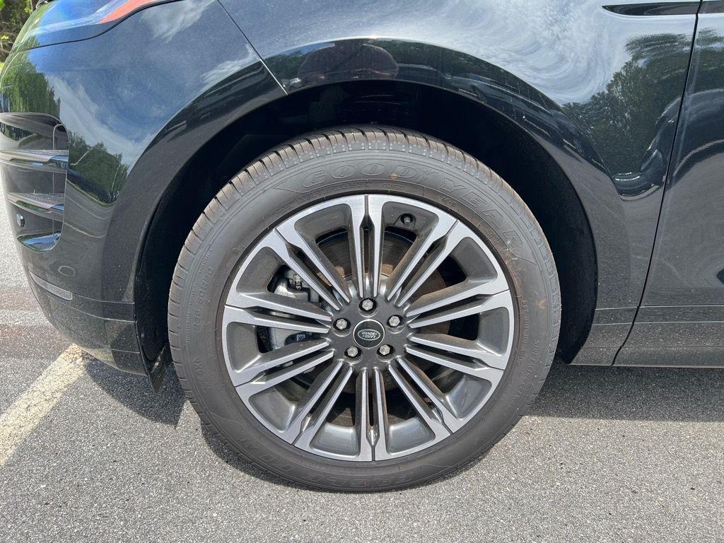 new 2025 Land Rover Range Rover Evoque car, priced at $60,970