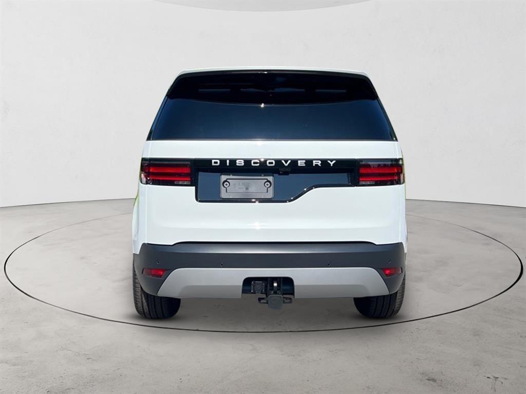 new 2025 Land Rover Discovery car, priced at $67,528