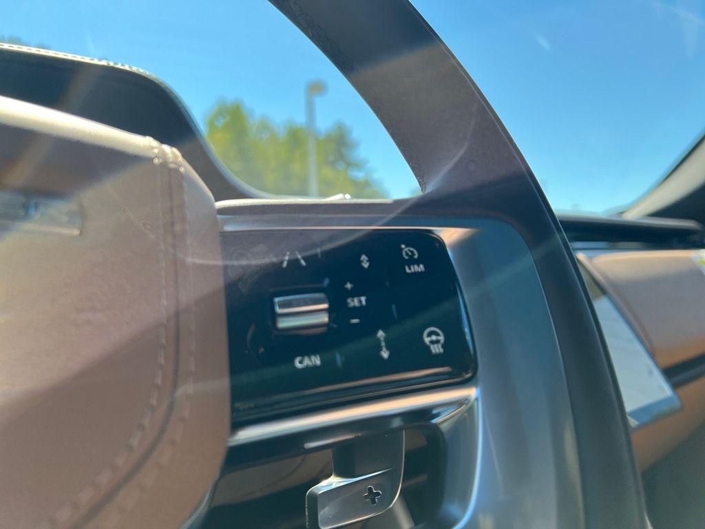 new 2025 Land Rover Range Rover car, priced at $133,060