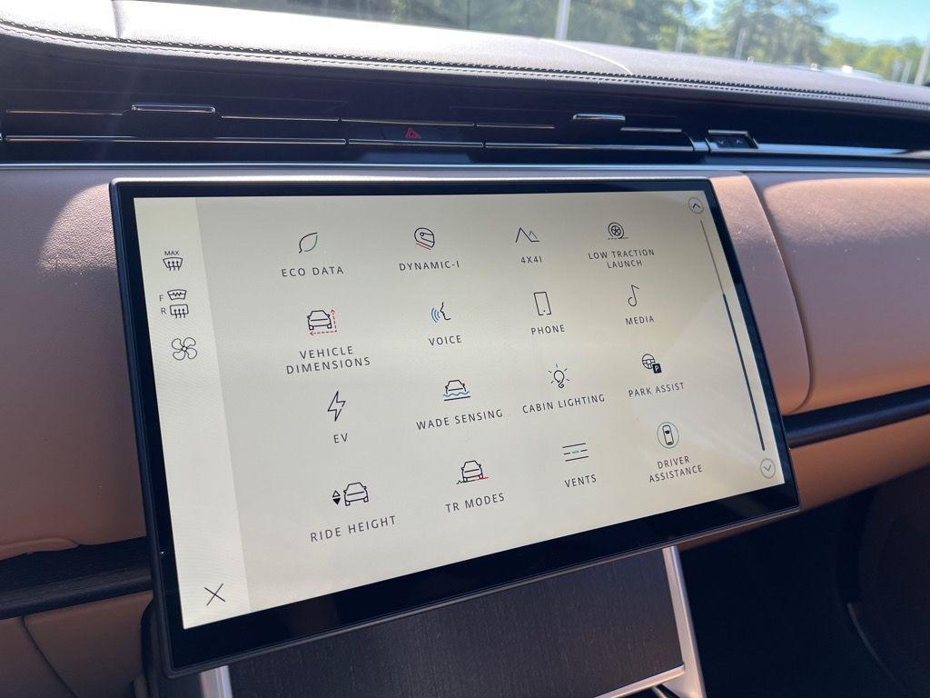 new 2025 Land Rover Range Rover car, priced at $133,060