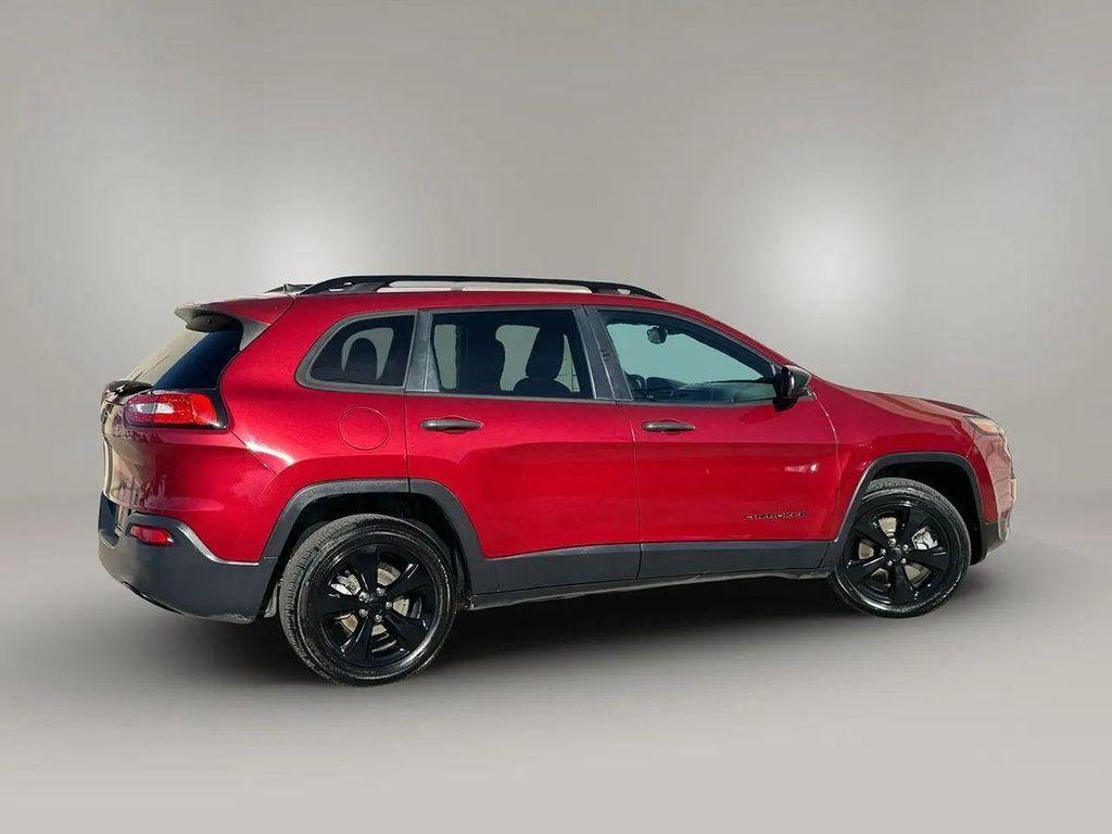 used 2016 Jeep Cherokee car, priced at $9,995