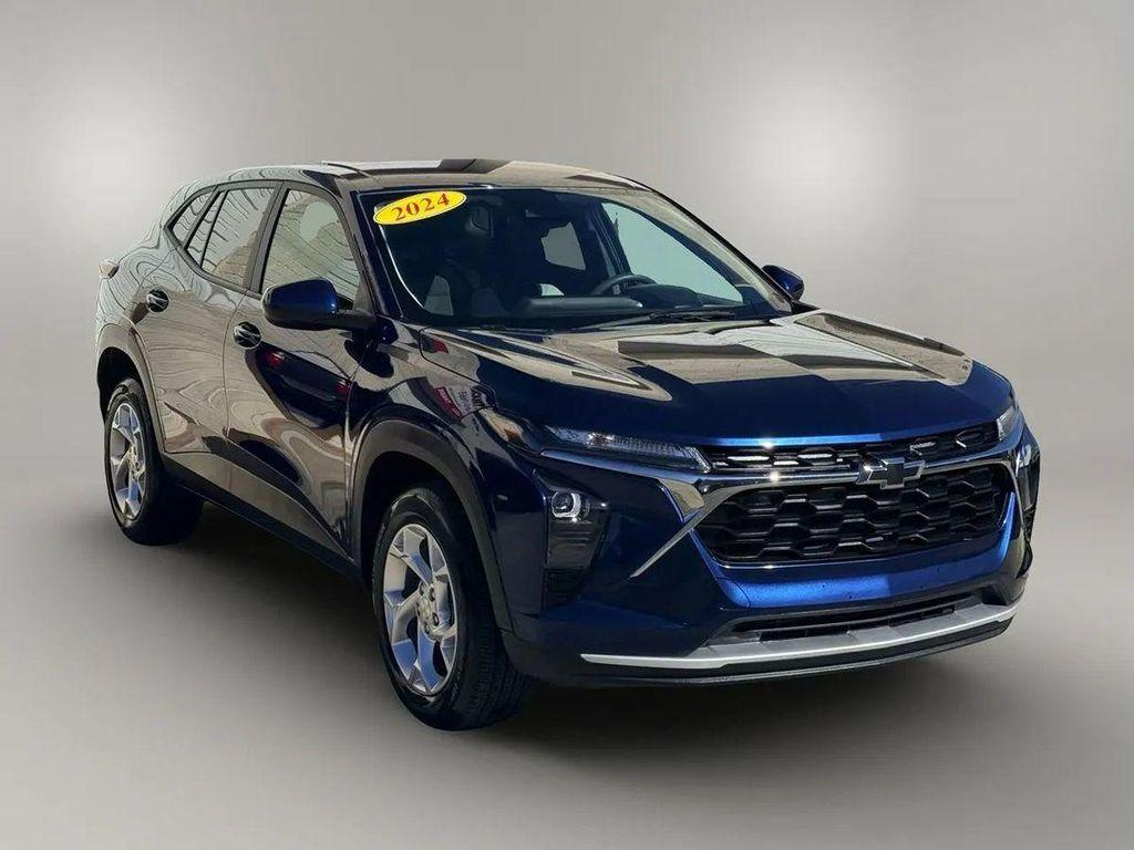 used 2024 Chevrolet Trax car, priced at $18,495