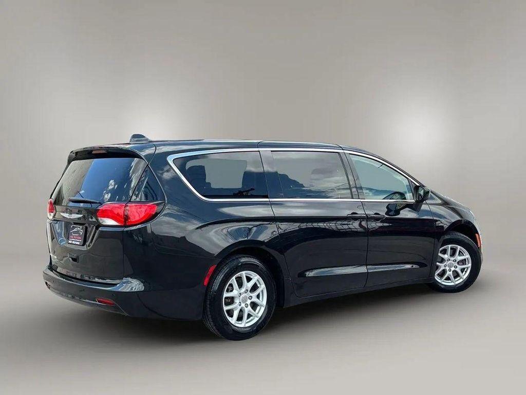used 2018 Chrysler Pacifica car, priced at $11,995