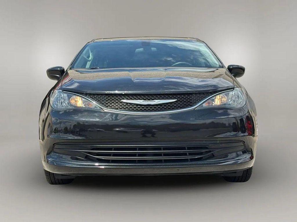 used 2018 Chrysler Pacifica car, priced at $11,995