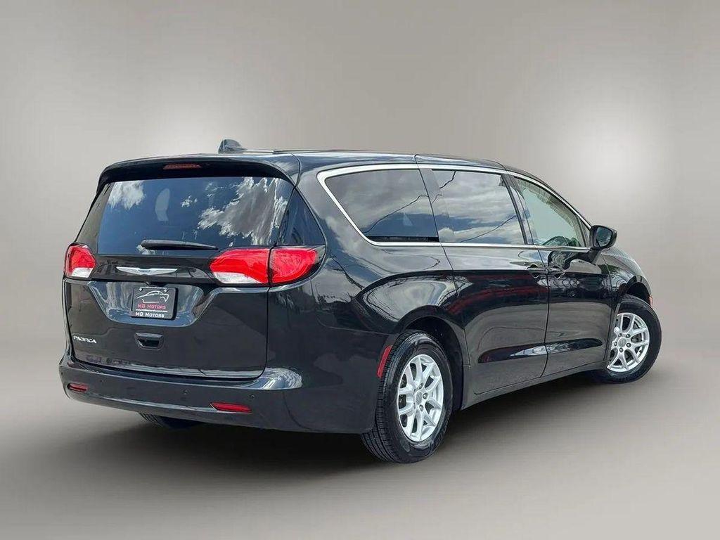 used 2018 Chrysler Pacifica car, priced at $11,995