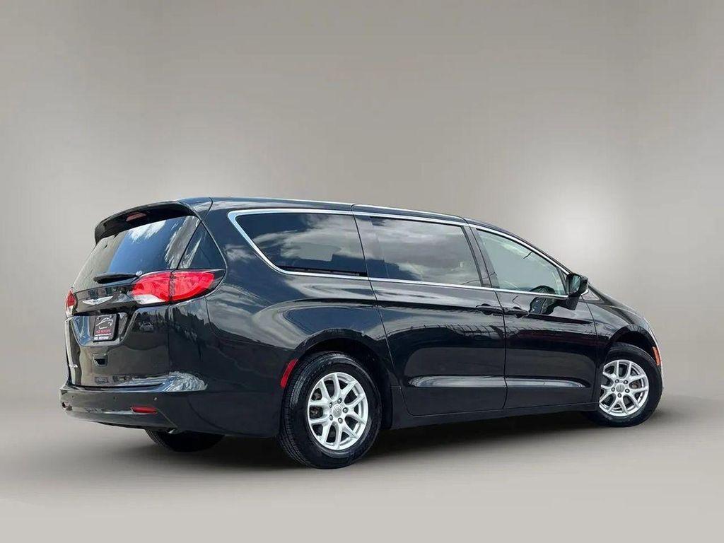 used 2018 Chrysler Pacifica car, priced at $11,995