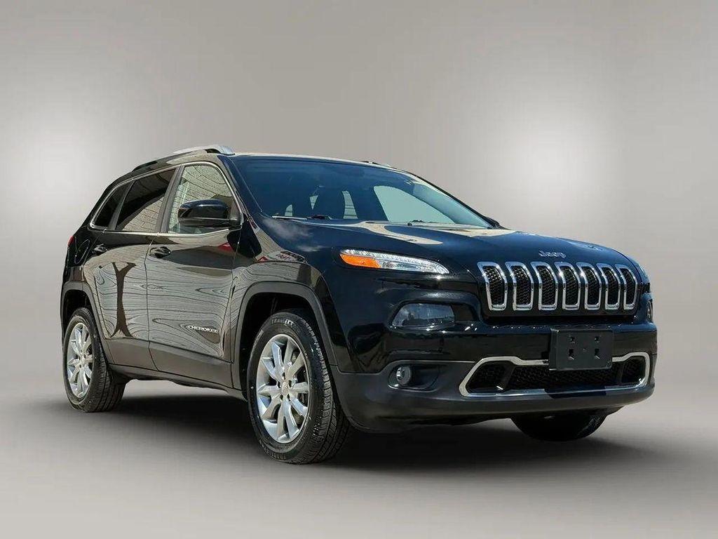 used 2018 Jeep Cherokee car, priced at $16,995