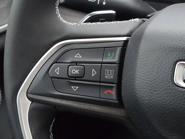 new 2026 Jeep Grand Cherokee car, priced at $45,580