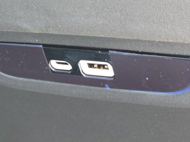 new 2026 Chrysler Pacifica car, priced at $39,257