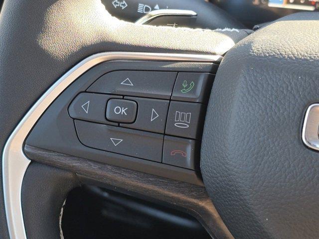 new 2026 Jeep Grand Cherokee car, priced at $45,817