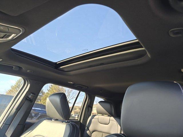 new 2026 Jeep Grand Cherokee car, priced at $45,817