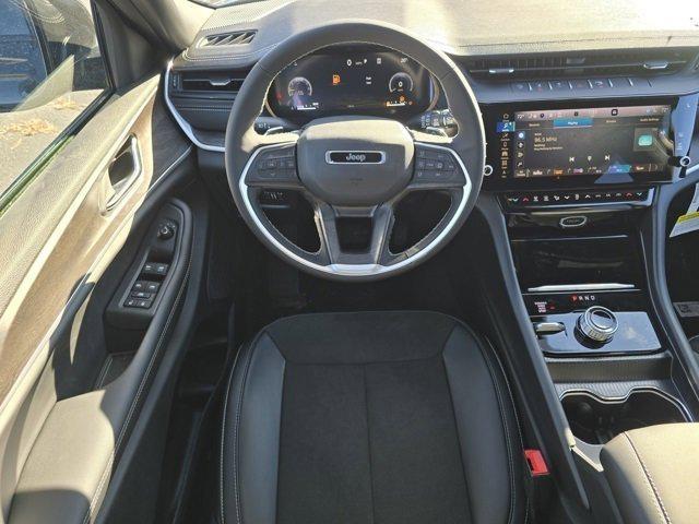 new 2026 Jeep Grand Cherokee car, priced at $45,817