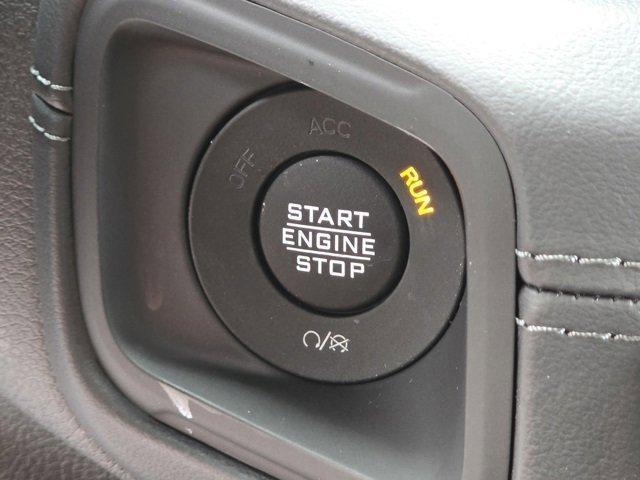 new 2025 Jeep Gladiator car, priced at $43,949