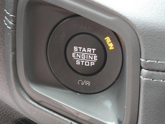 new 2025 Jeep Gladiator car, priced at $43,707