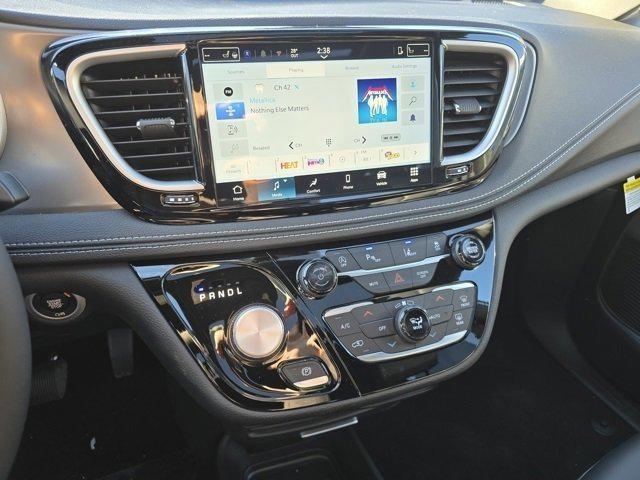 new 2026 Chrysler Pacifica car, priced at $44,714