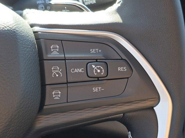 new 2025 Jeep Grand Cherokee L car, priced at $39,928