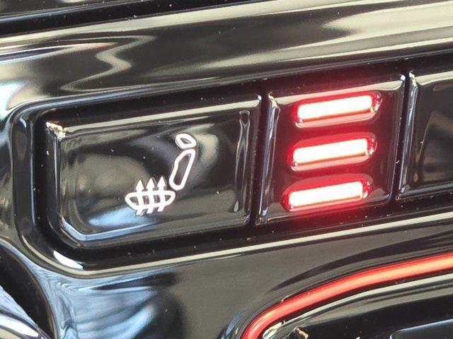 new 2025 Jeep Grand Cherokee L car, priced at $39,928