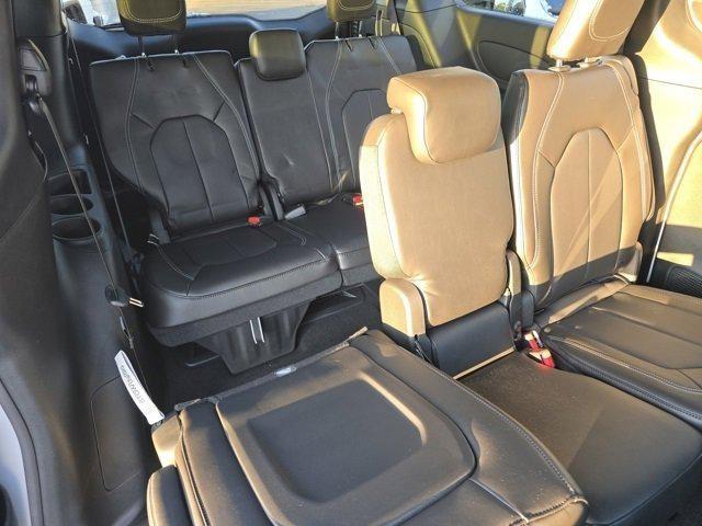 new 2026 Chrysler Pacifica car, priced at $39,562
