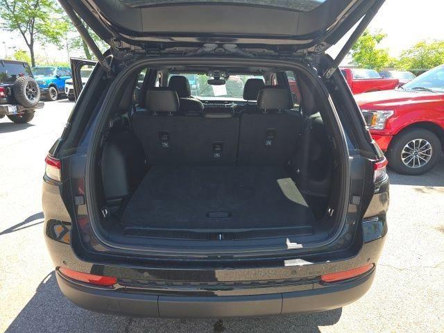 used 2024 Jeep Grand Cherokee car, priced at $35,361
