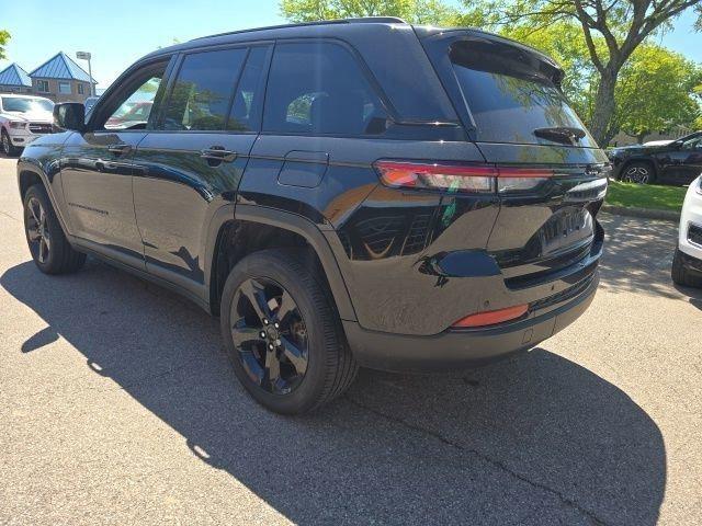 used 2024 Jeep Grand Cherokee car, priced at $35,361