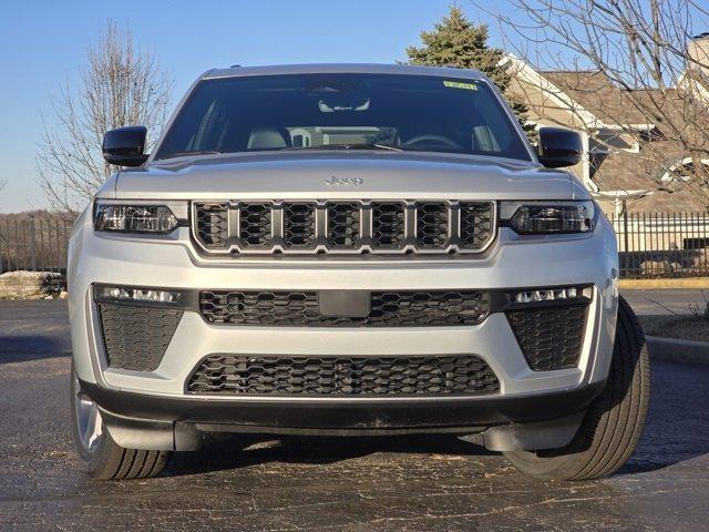 new 2026 Jeep Grand Cherokee car, priced at $46,956