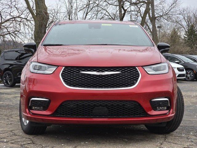 new 2026 Chrysler Pacifica car, priced at $50,106