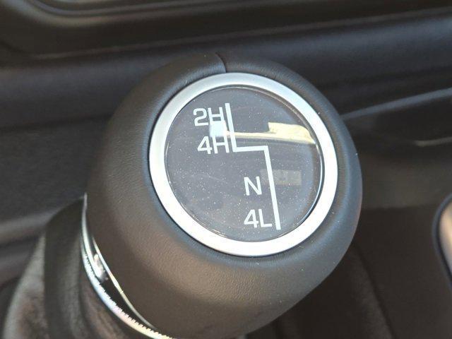 new 2025 Jeep Gladiator car, priced at $42,617