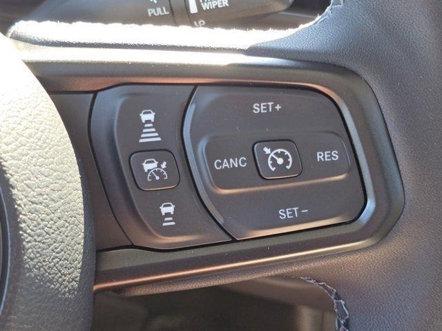 new 2025 Jeep Gladiator car, priced at $42,617