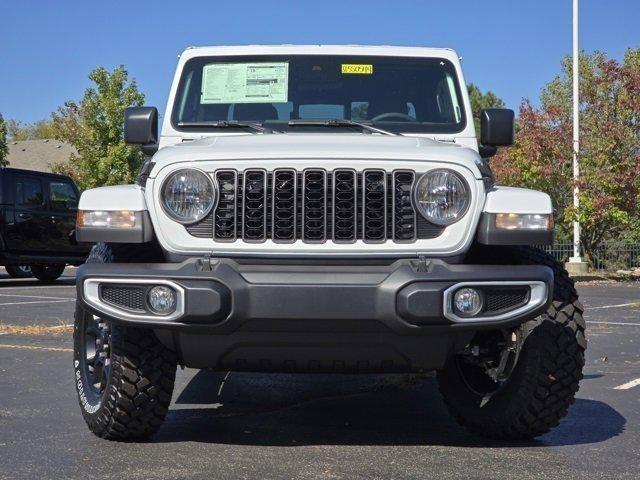 new 2025 Jeep Gladiator car, priced at $42,617