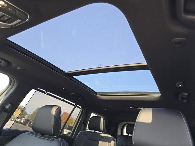 new 2025 Jeep Grand Cherokee L car, priced at $50,426