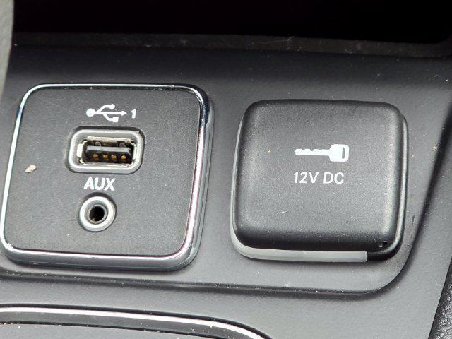 used 2020 Jeep Cherokee car, priced at $13,385