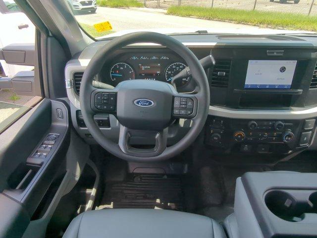 new 2025 Ford F-350 car, priced at $73,520