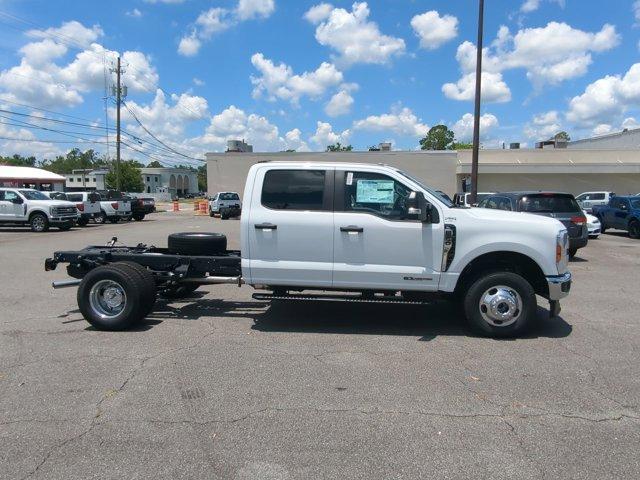 new 2025 Ford F-350 car, priced at $73,520