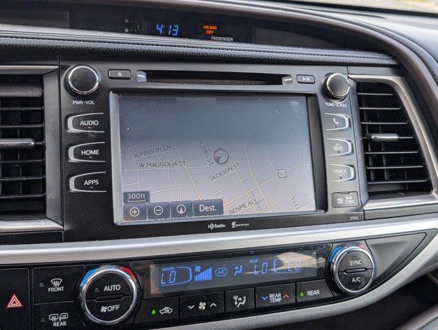 used 2014 Toyota Highlander car, priced at $10,981