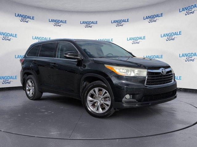 used 2014 Toyota Highlander car, priced at $10,981
