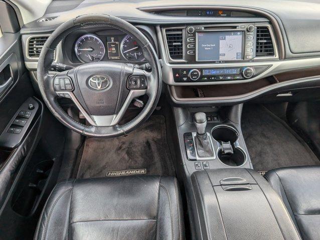 used 2014 Toyota Highlander car, priced at $10,981