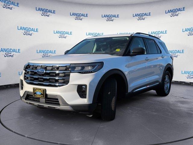 new 2025 Ford Explorer car, priced at $38,995