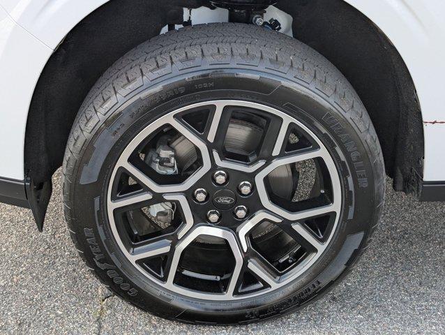 used 2025 Ford Maverick car, priced at $35,661