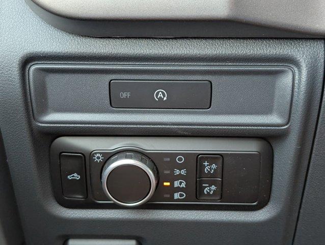 new 2025 Ford F-150 car, priced at $33,995