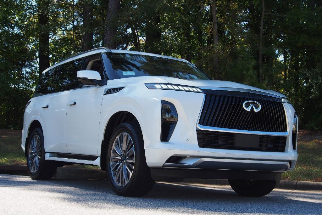 new 2026 INFINITI QX80 car, priced at $85,177