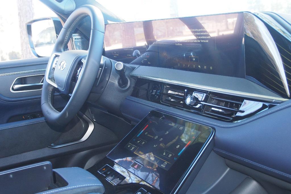 new 2026 INFINITI QX80 car, priced at $92,222